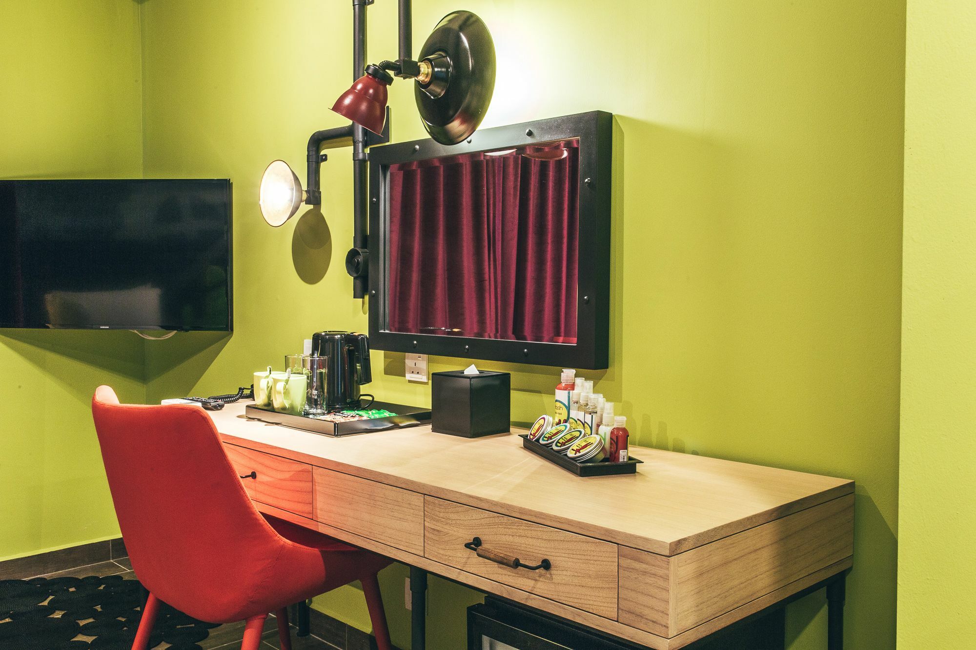 Dash Box Hotel 4*